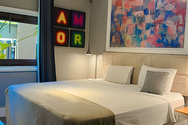 Familiar/Elegant/H Lobo:OscarFreire/Jacuzzi 4o anu