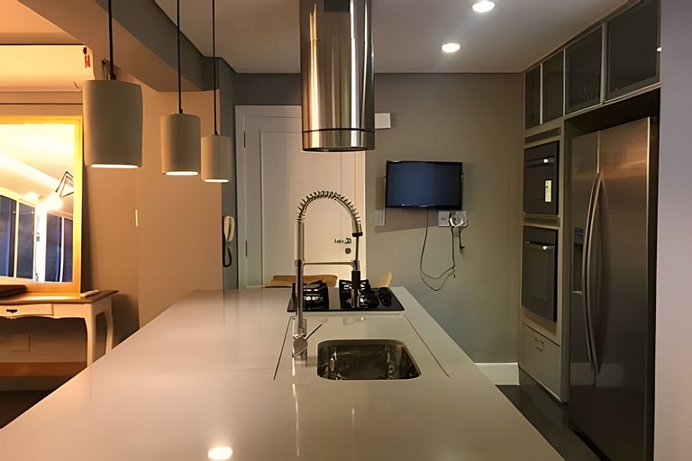 Familiar/Elegant/H Lobo:OscarFreire/Jacuzzi 4o anu