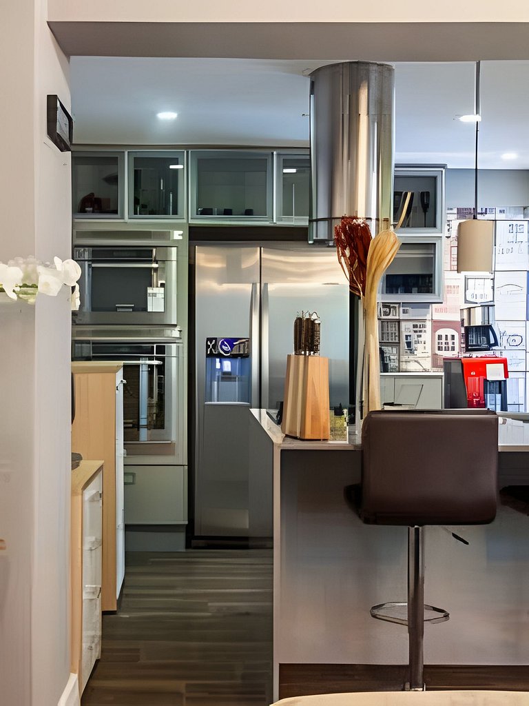 Familiar/Elegant/H Lobo:OscarFreire/Jacuzzi 4o anu