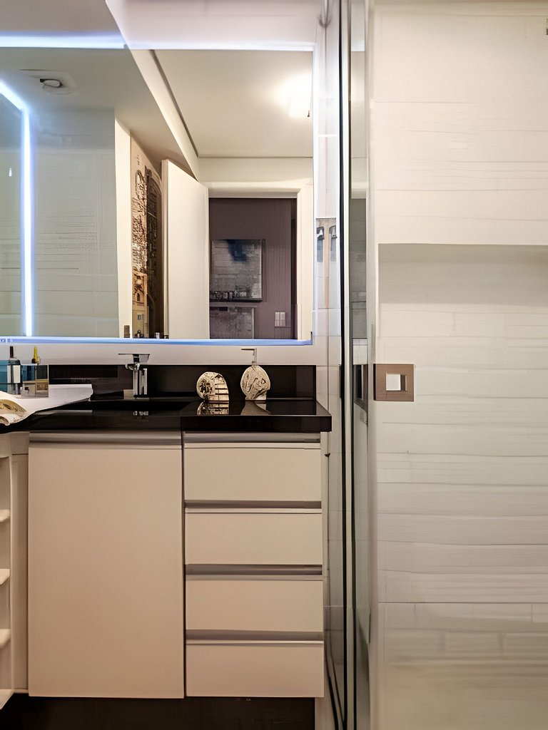 Familiar/Elegant/H Lobo:OscarFreire/Jacuzzi 4o anu
