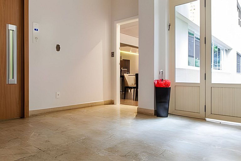 Familiar/Elegant/H Lobo:OscarFreire/Jacuzzi 4o anu