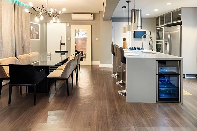 Familiar/Elegant/H Lobo:OscarFreire/Jacuzzi 4o anu
