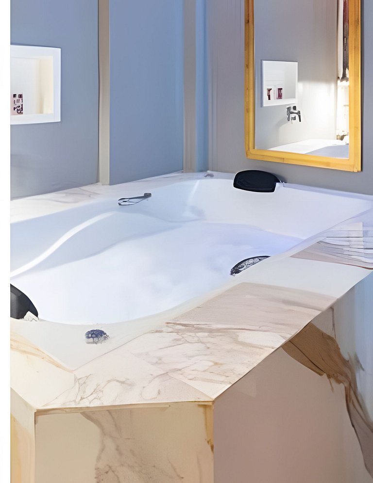 Familiar/Elegant/H Lobo:OscarFreire/Jacuzzi 4o anu
