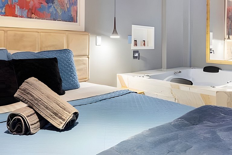 Familiar/Elegant/H Lobo:OscarFreire/Jacuzzi 4o anu