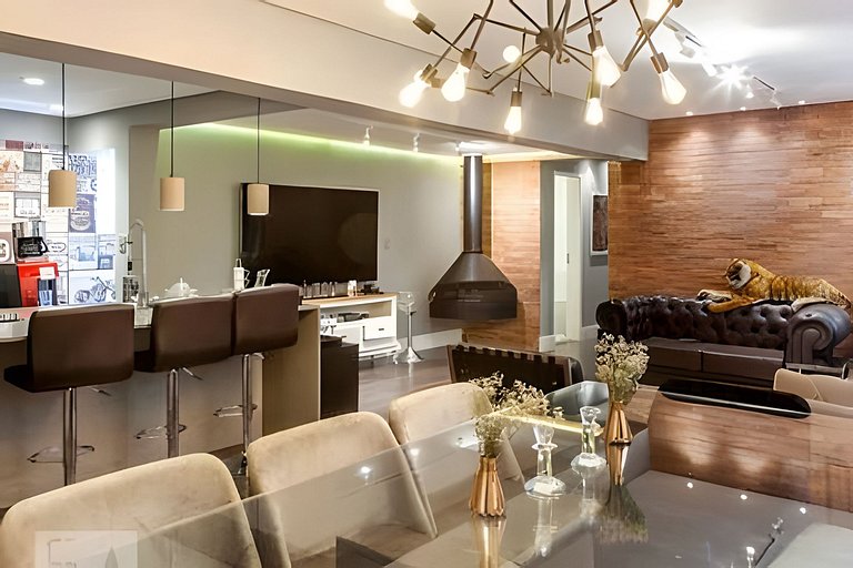 Familiar/Elegant/H Lobo:OscarFreire/Jacuzzi 4o anu
