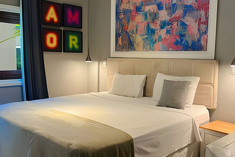 Familiar/Elegant/H Lobo:OscarFreire/Jacuzzi 4o anu