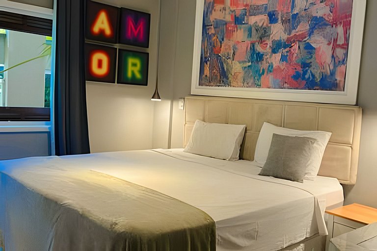 Familiar/Elegant/H Lobo:OscarFreire/Jacuzzi 4o anu