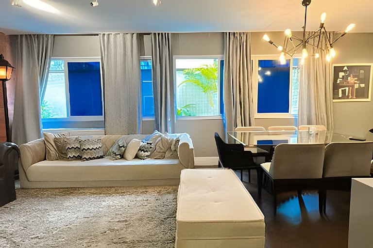 Familiar/Elegant/H Lobo:OscarFreire/Jacuzzi 4o anu