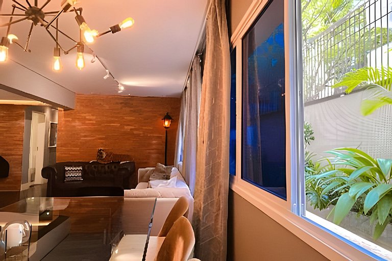 Familiar/Elegant/H Lobo:OscarFreire/Jacuzzi 4o anu