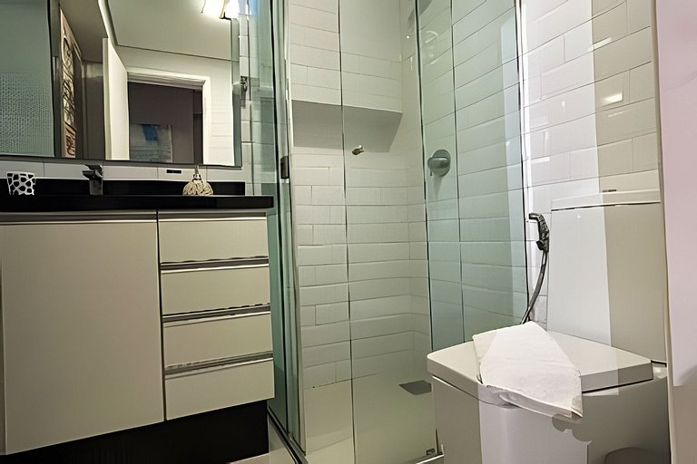 Familiar/Elegant/H Lobo:OscarFreire/Jacuzzi 4o anu