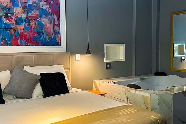 Familiar/Elegant/H Lobo:OscarFreire/Jacuzzi 4o anu
