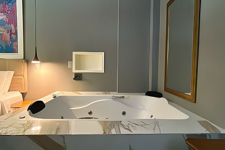 Familiar/Elegant/H Lobo:OscarFreire/Jacuzzi 4o anu
